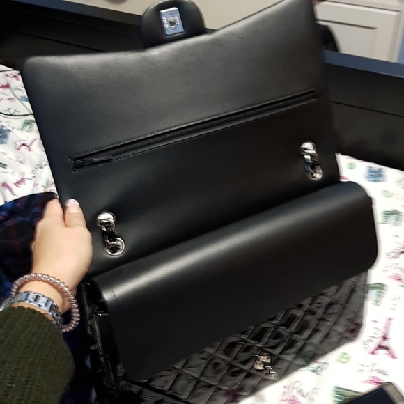 Black patent maxi double flap - Picture 3 of 8